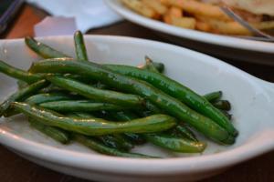 293025_10101796469572471_1896979601_n